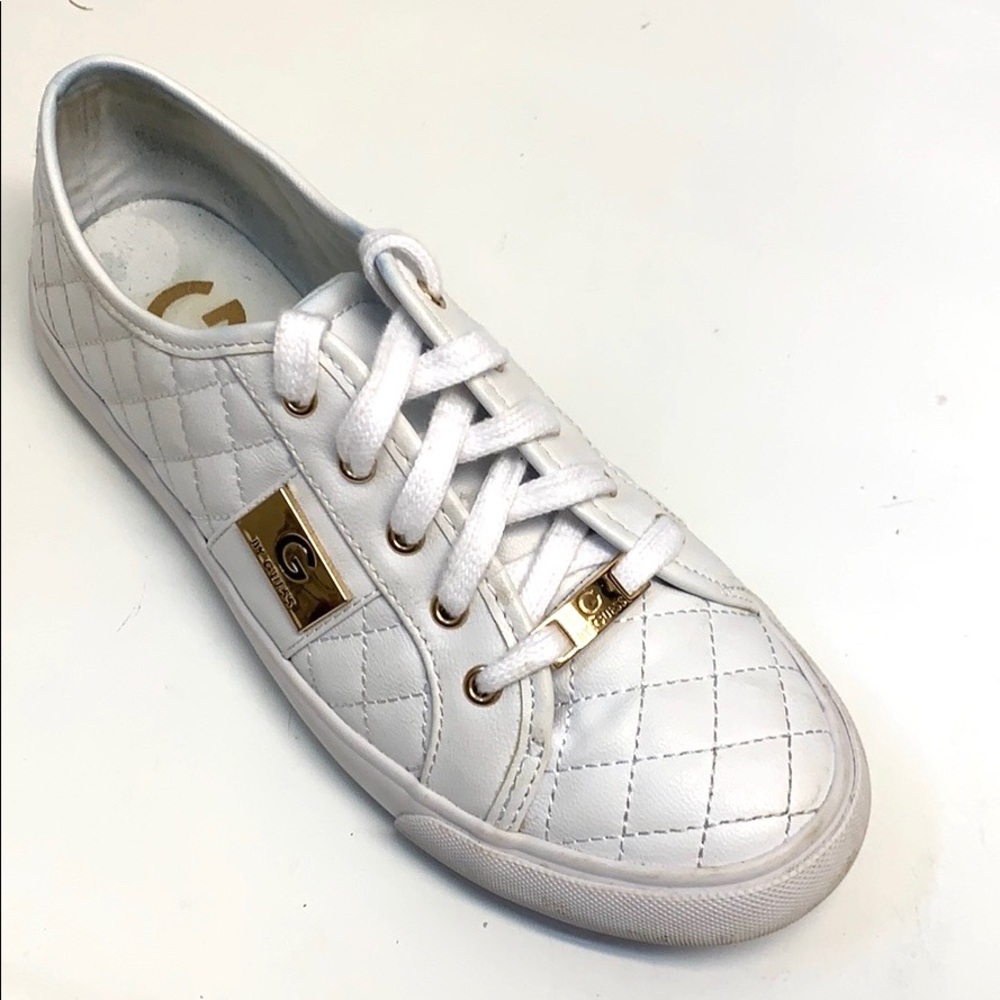 G by Guess. Sneaker , size 8